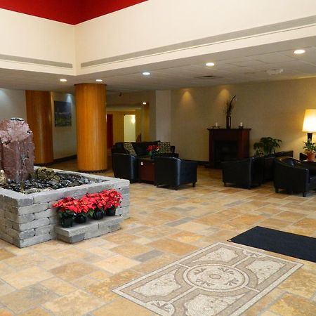 Howard Johnson Plaza Kansas City Hotel & Conference Center ภายนอก รูปภาพ